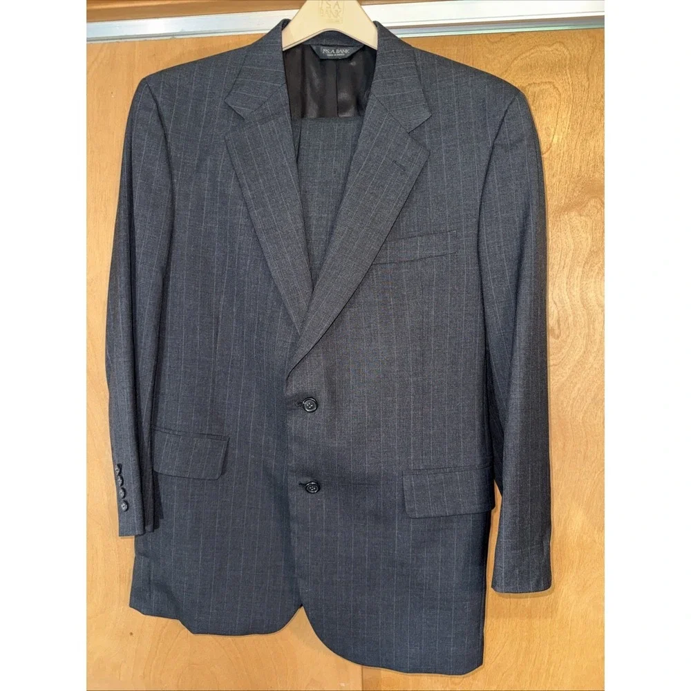 jos a bank suit Set With Pants 43R (34x30) Cuffed Pants